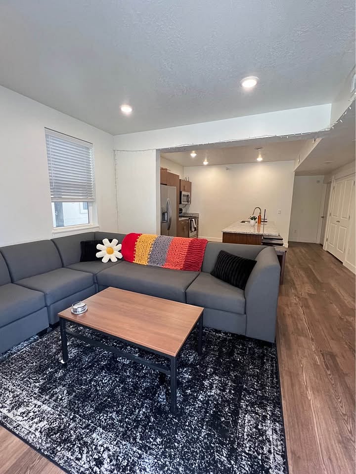 Furnished Finder property 1031737_1 photo 12