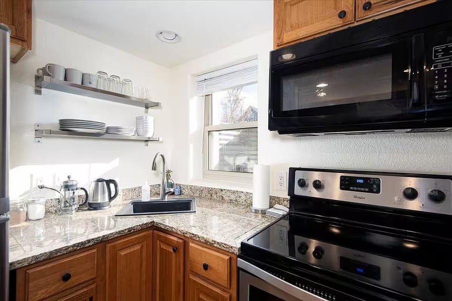 Furnished Finder property 1031740_1 photo 7