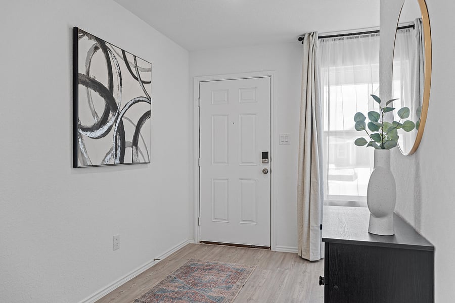 Furnished Finder property 1031744_1 photo 2