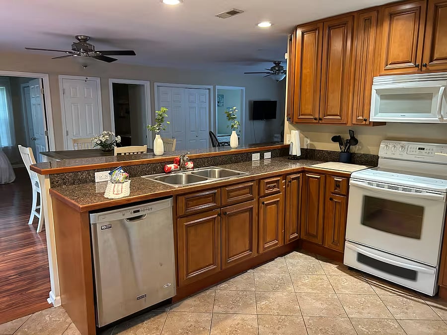 Furnished Finder property 1031809_1 photo 7
