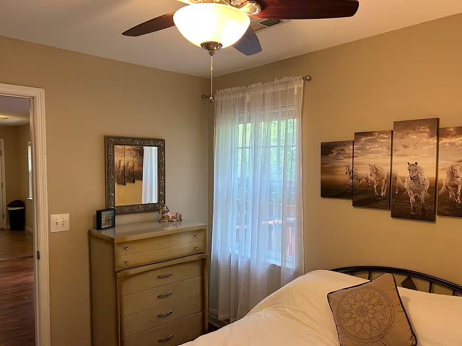 Furnished Finder property 1031809_1 photo 24