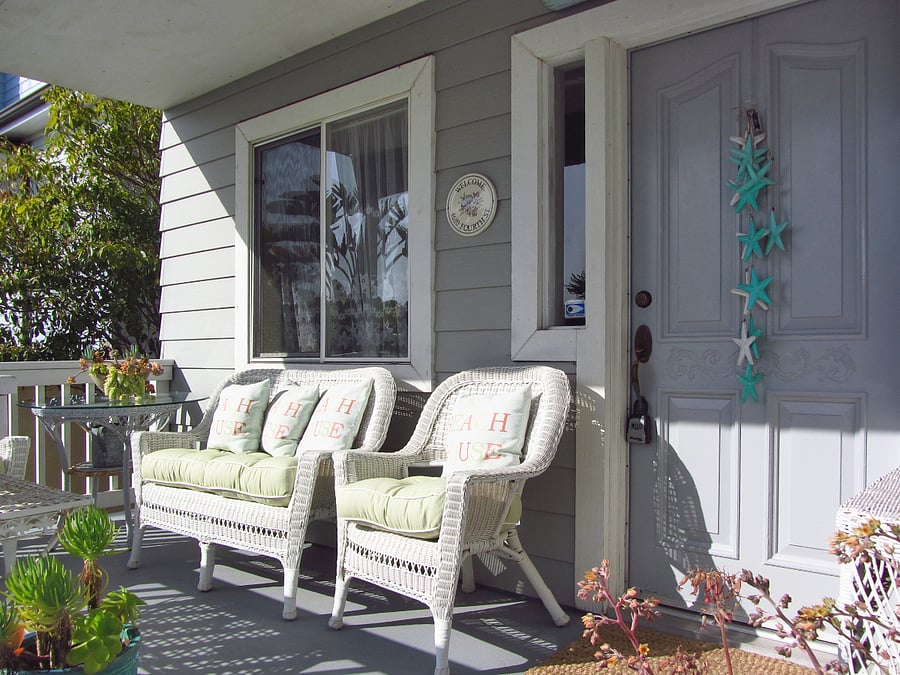 Front porch sitting area.