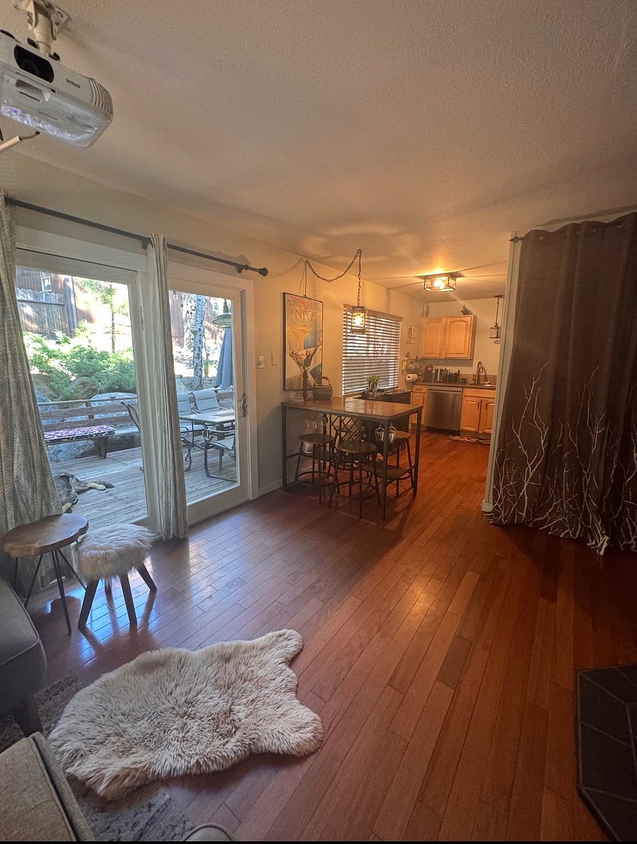 Furnished Finder property 1031846_1 photo 6