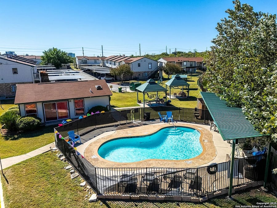 Furnished Finder property 1031866_1 photo 10