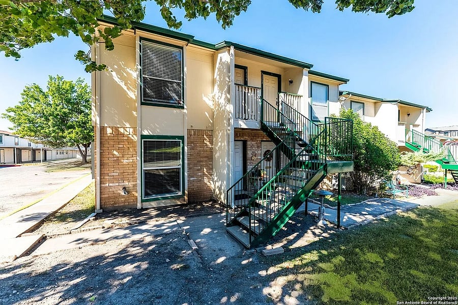 Furnished Finder property 1031866_1 photo 8