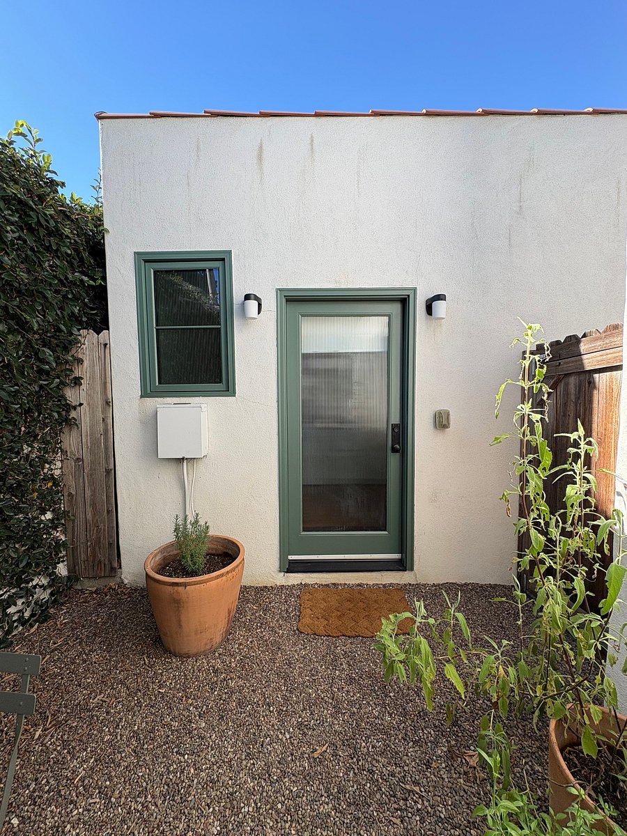 Private entrance to studio.