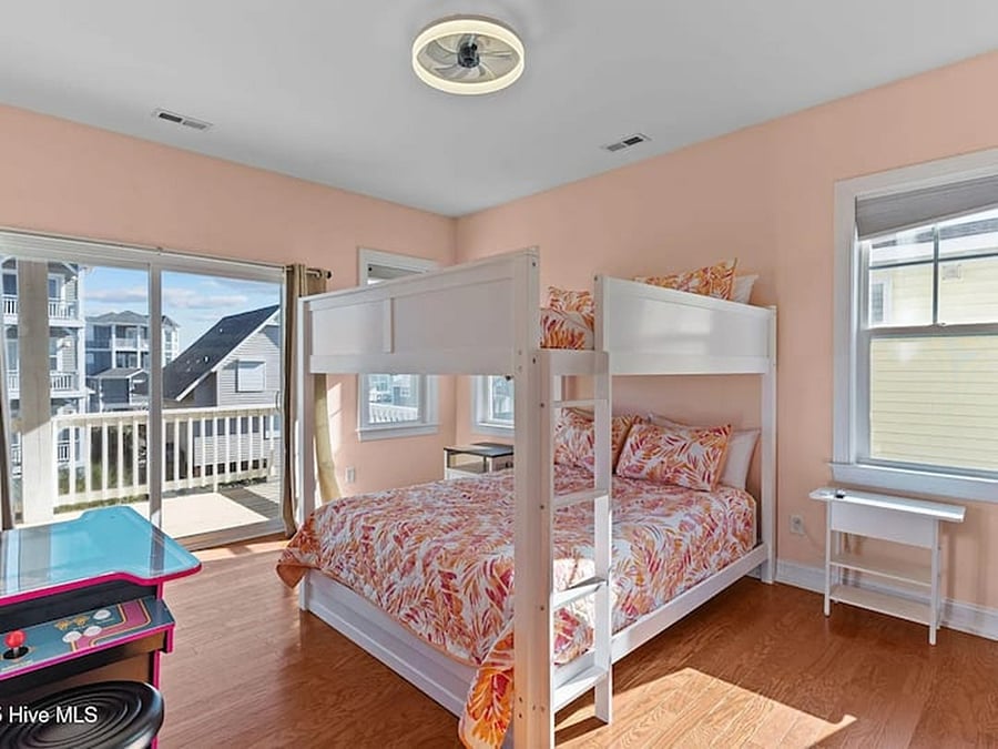 Furnished Finder property 1031928_1 photo 11