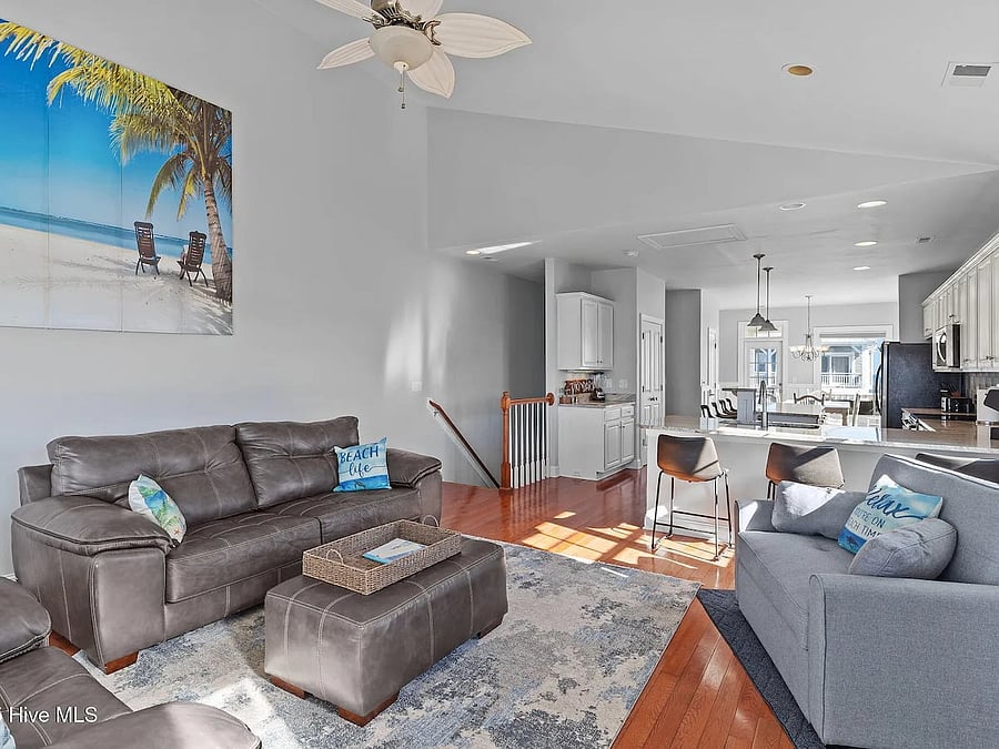 Furnished Finder property 1031928_1 photo 3