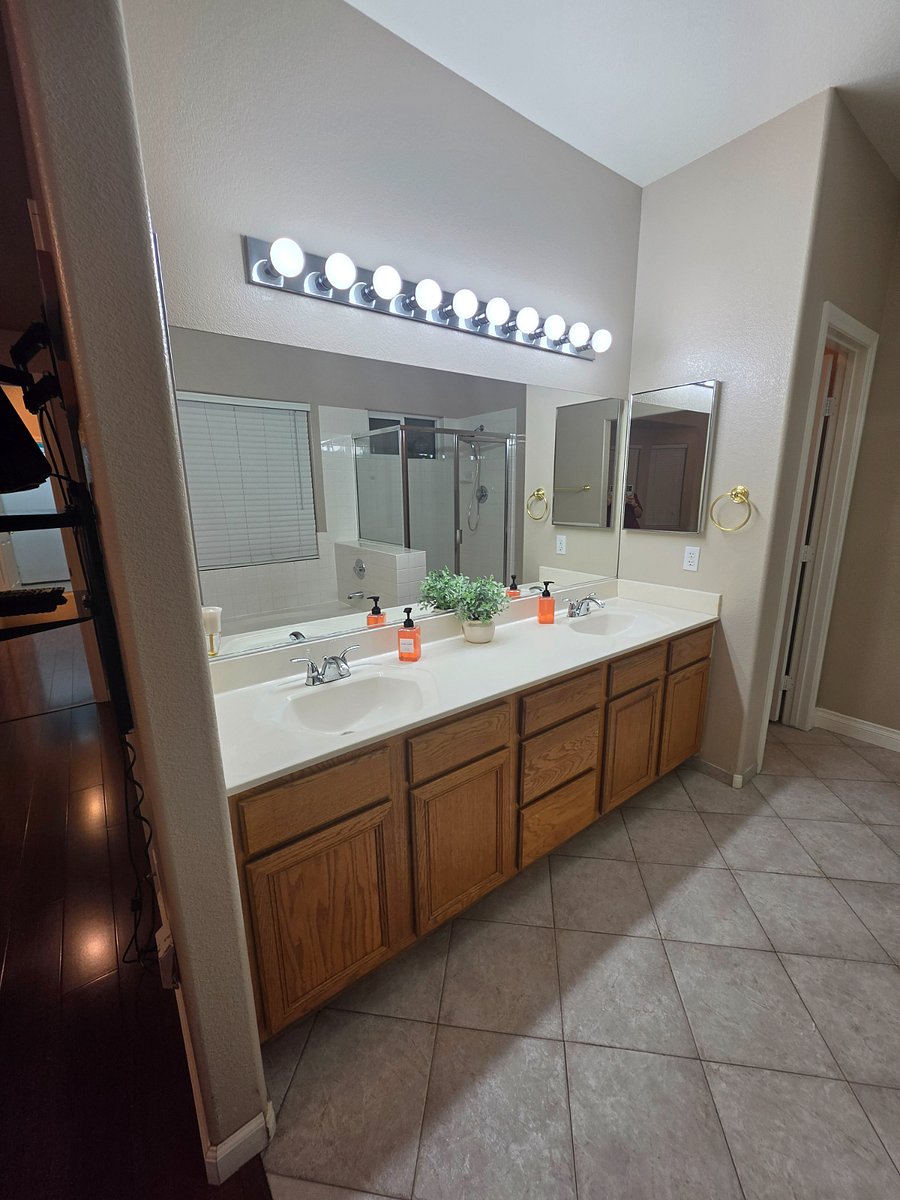 Furnished Finder property 1031977_1 photo 8