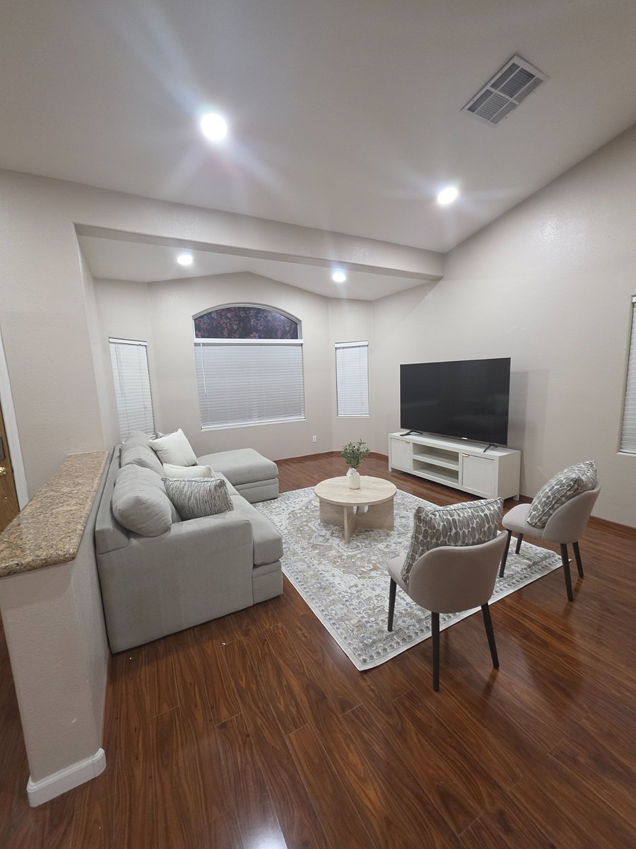 Furnished Finder property 1031977_1 photo 16