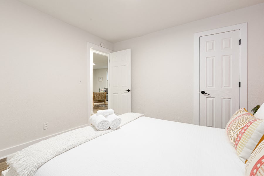 Furnished Finder property 1032008_1 photo 17