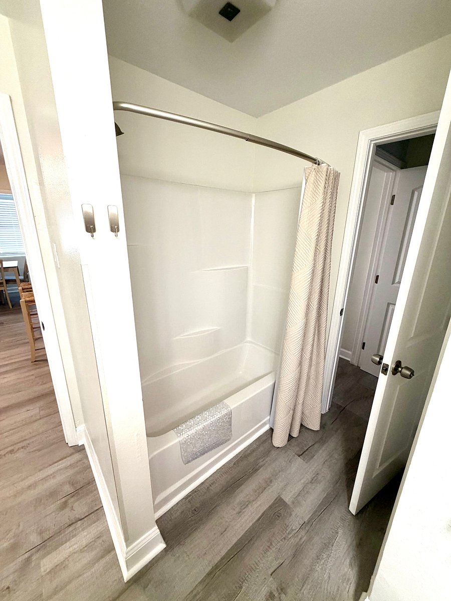 Furnished Finder property 1032053_1 photo 3