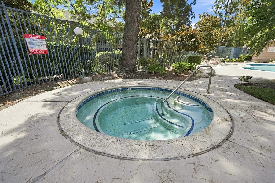 Furnished Finder property 1032076_1 photo 22