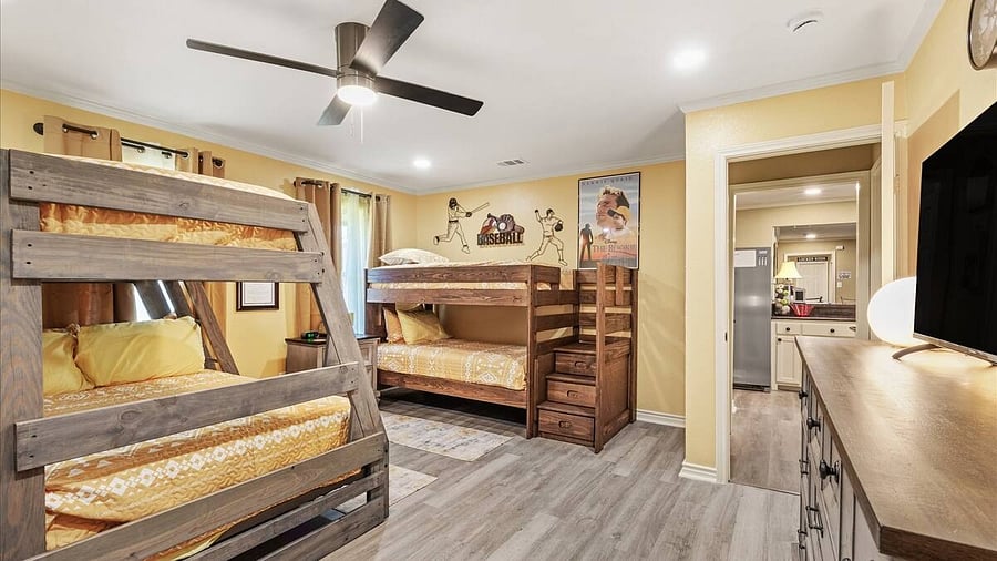 Furnished Finder property 1032077_1 photo 25