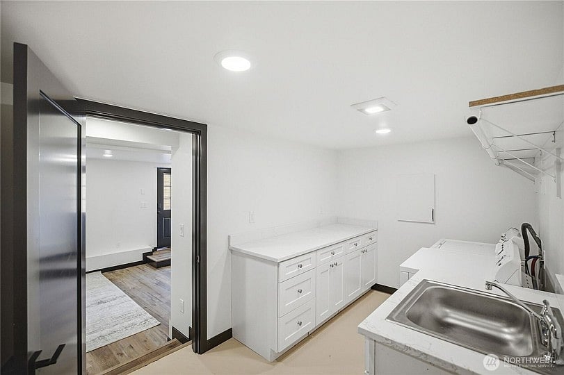 Furnished Finder property 1032081_1 photo 10
