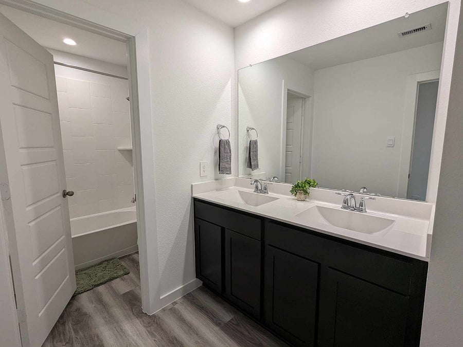 Furnished Finder property 1032085_1 photo 4