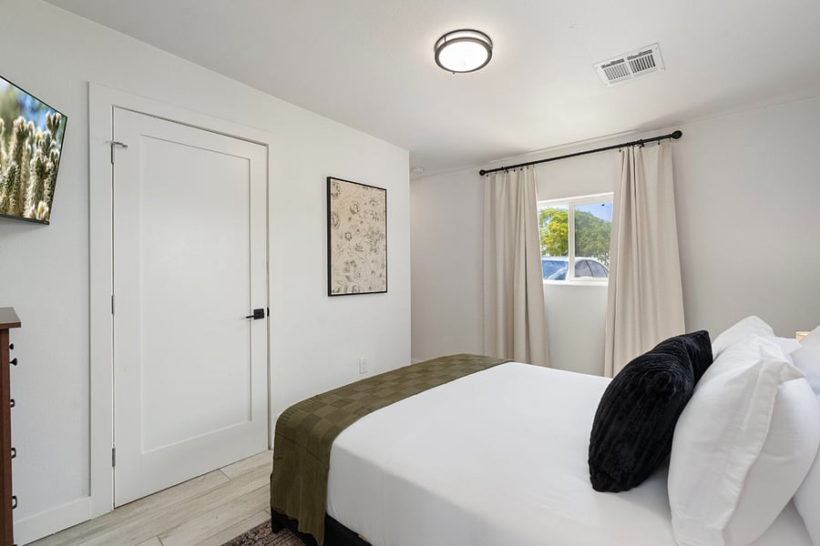 Furnished Finder property 1032105_1 photo 15