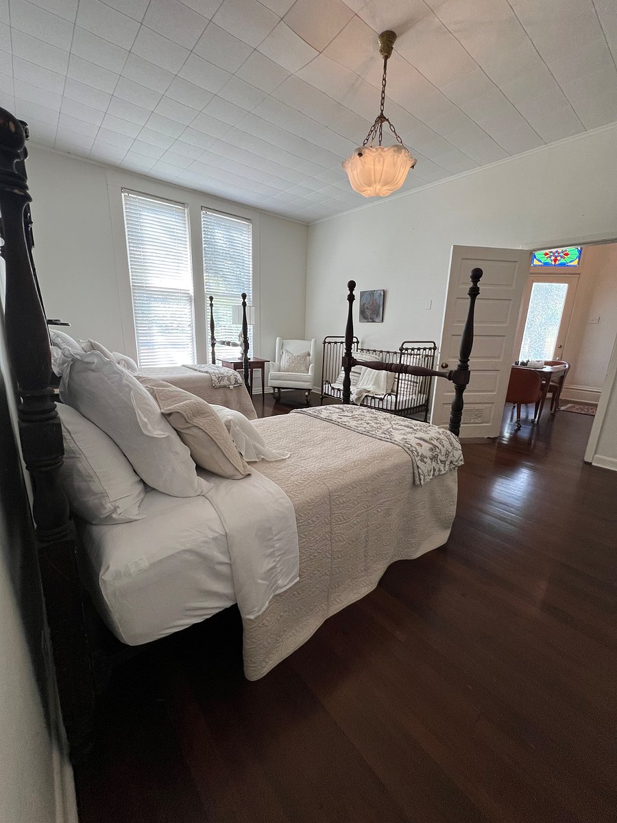 Furnished Finder property 1032113_1 photo 9
