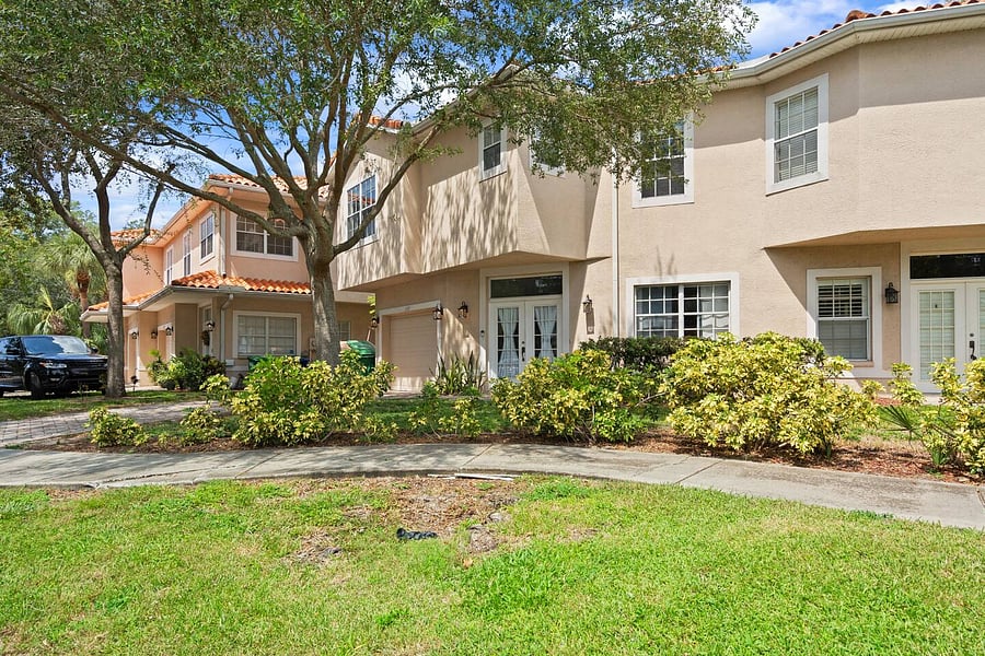 Furnished Finder property 1032136_1 photo 1