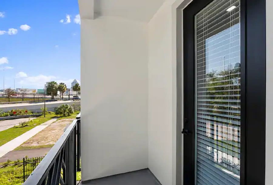 Furnished Finder property 1032137_1 photo 38