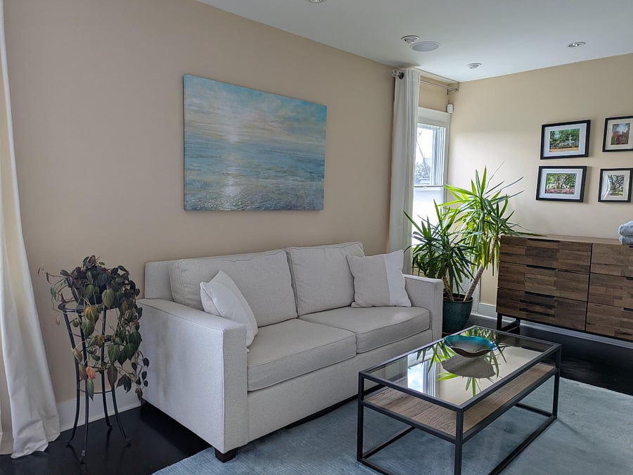 Primary suite sitting