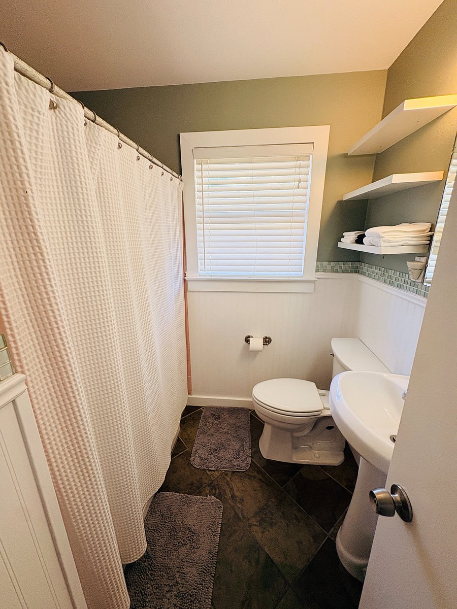Furnished Finder property 1032182_1 photo 17