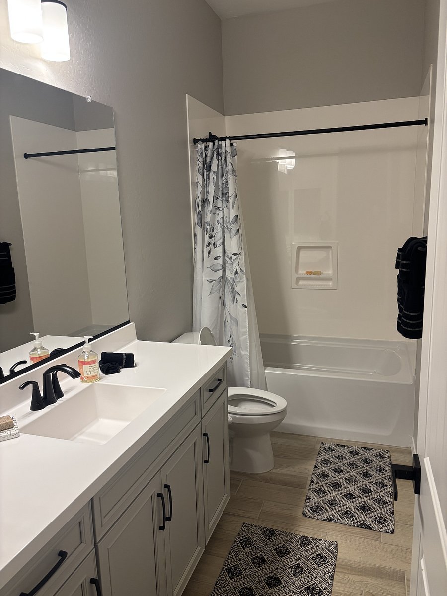 Furnished Finder property 1032204_1 photo 3