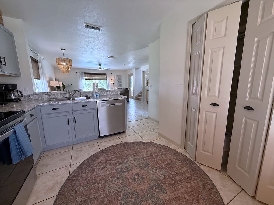 Furnished Finder property 1032221_1 photo 12