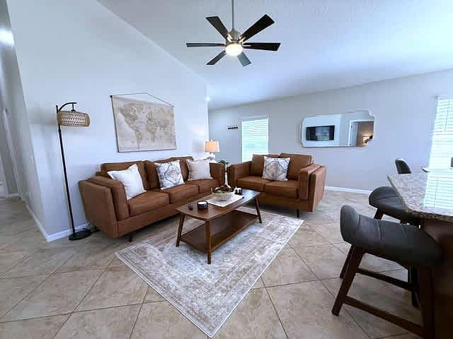 Furnished Finder property 1032222_1 photo 3
