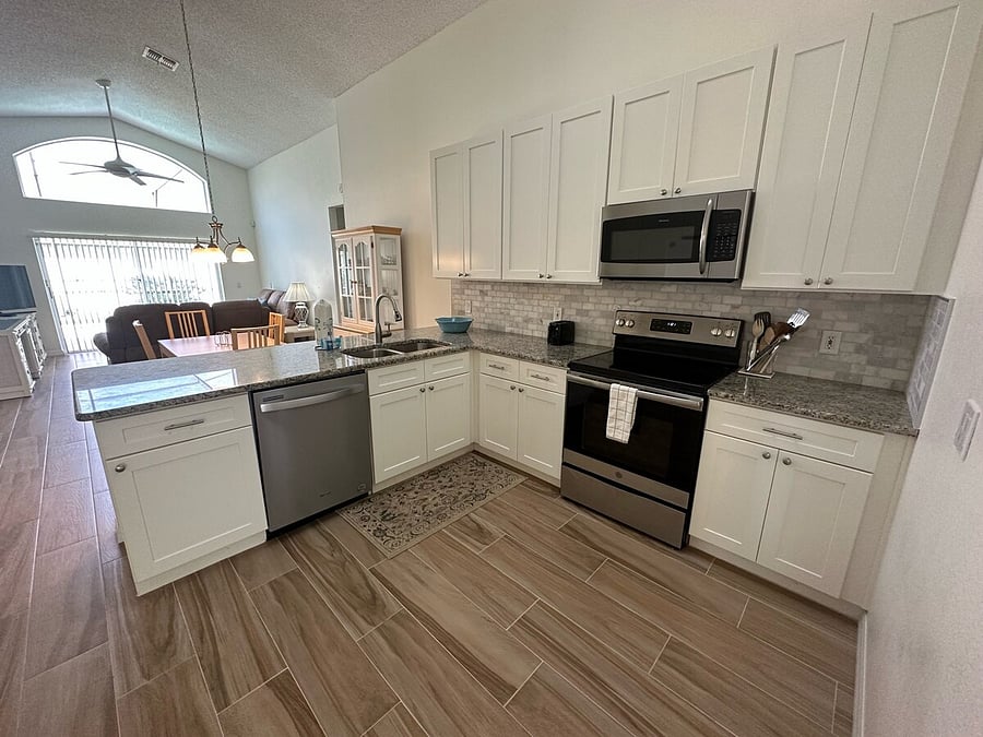 Furnished Finder property 1032225_1 photo 12