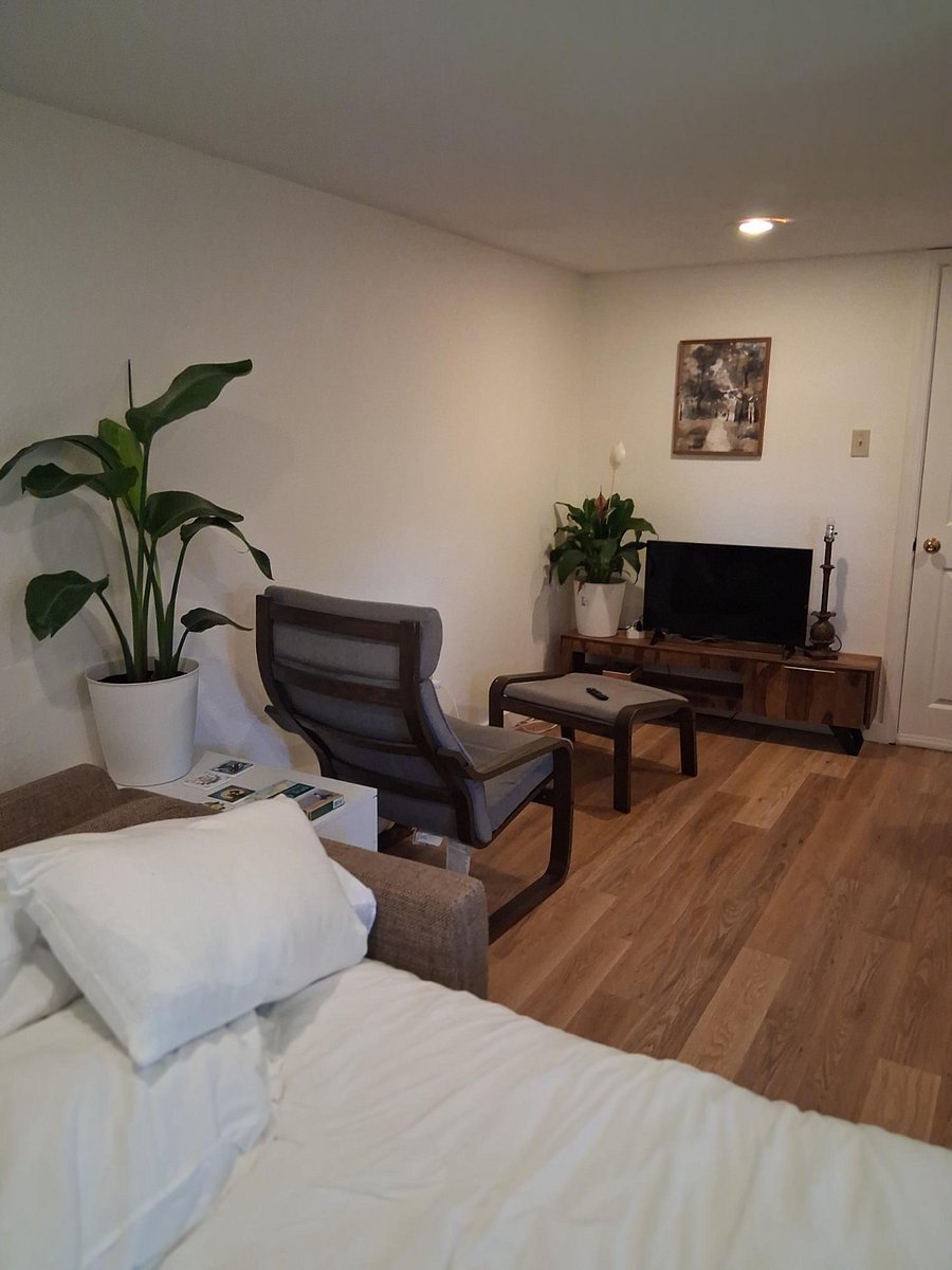 Furnished Finder property 1032268_1 photo 3