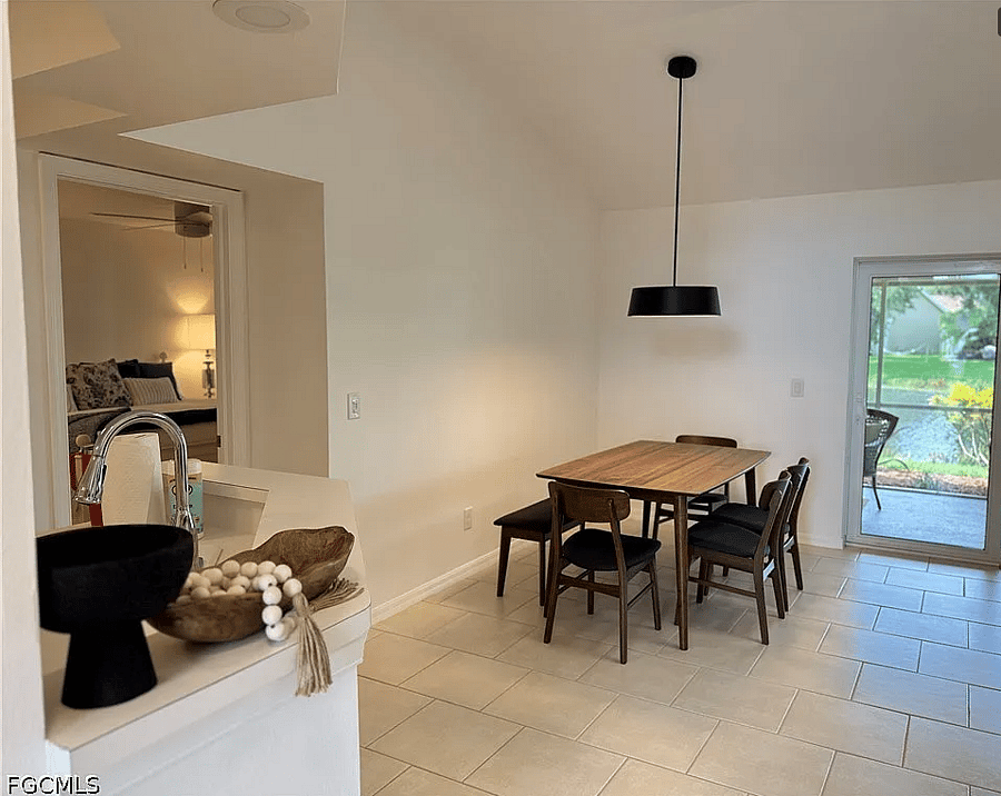 Furnished Finder property 1032279_1 photo 9