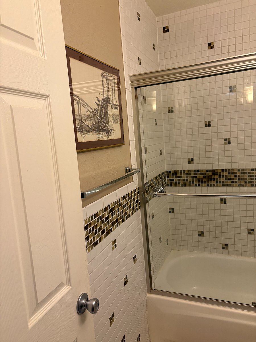 Furnished Finder property 1032310_1 photo 9