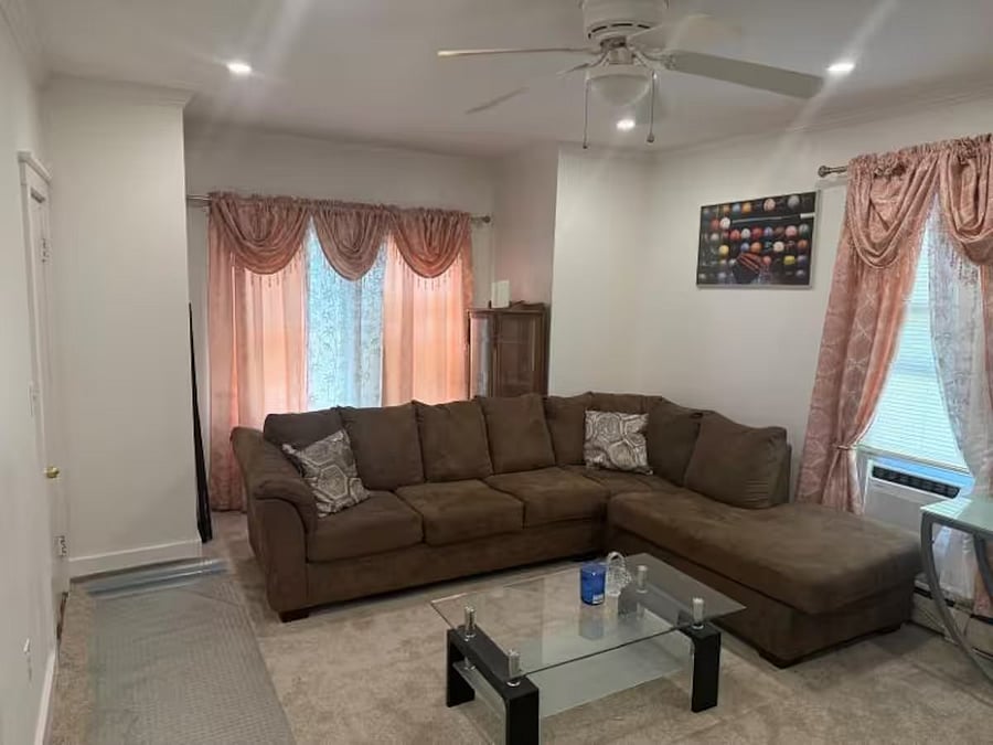 Furnished Finder property 1032313_1 photo 3