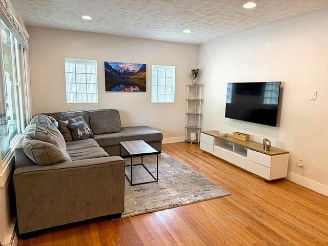 Furnished Finder property 1032326_1 photo 4