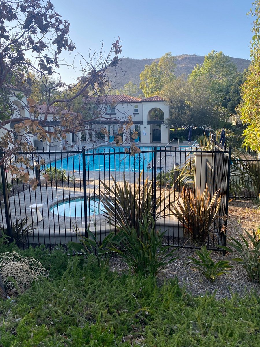 Furnished Finder property 1032332_1 photo 25