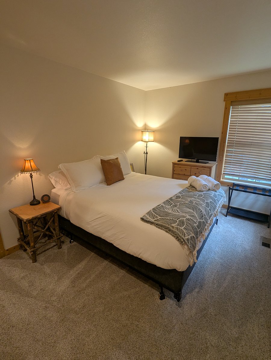 Furnished Finder property 1032345_1 photo 17
