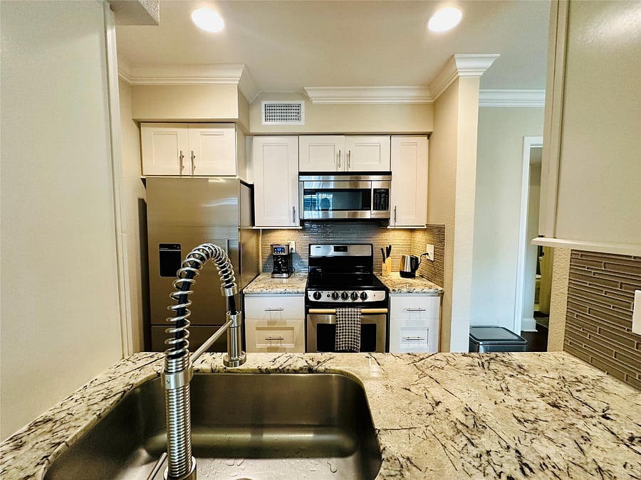 Furnished Finder property 1032374_1 photo 4