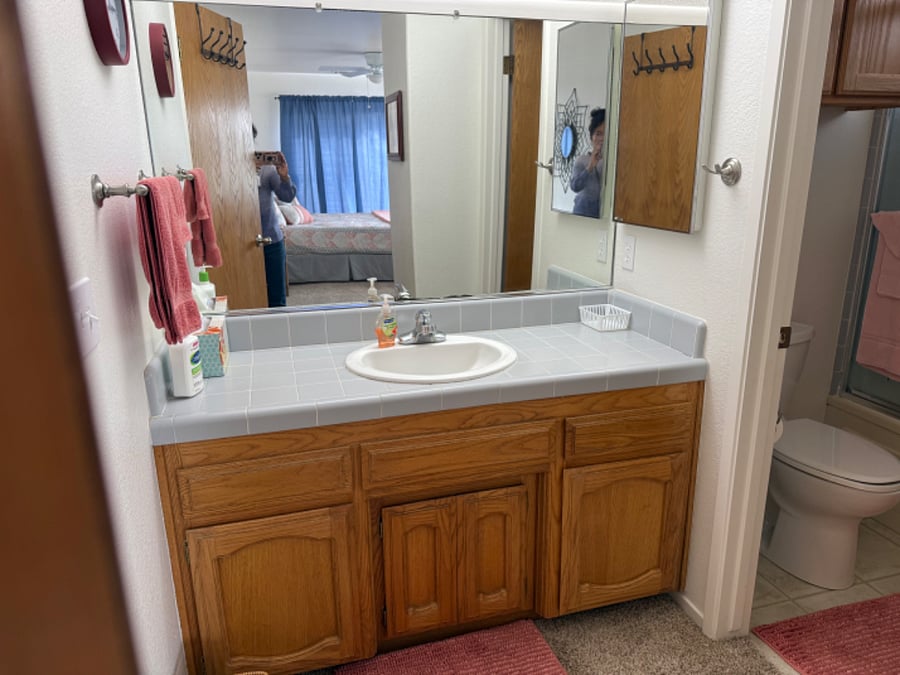Primary bath with jetted tub