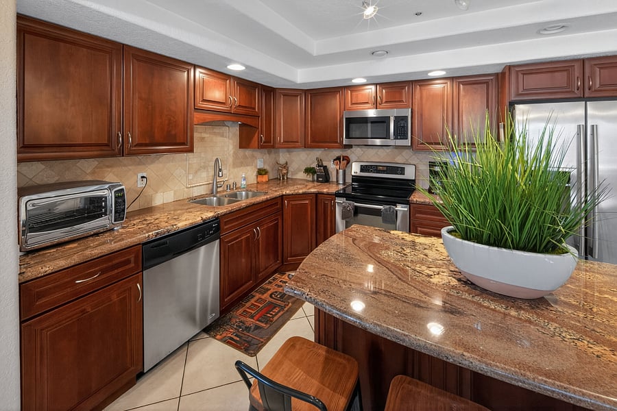 Kitchen / Stainless Steel Appliances