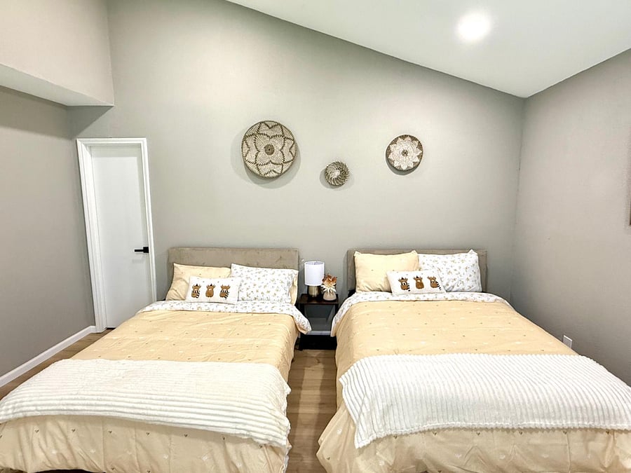 Furnished Finder property 1032436_1 photo 11