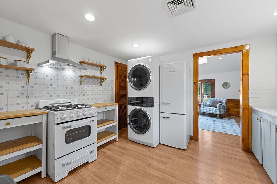 Furnished Finder property 1032495_1 photo 8