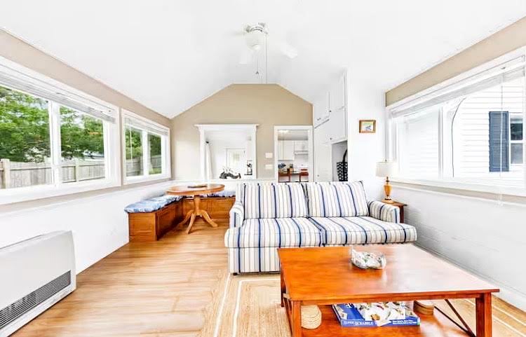 Furnished Finder property 1032500_1 photo 3