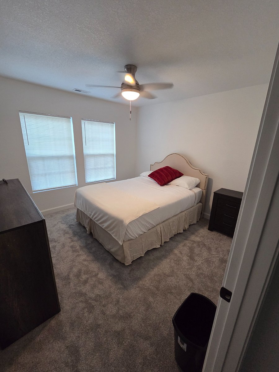 Furnished Finder property 1032519_4 photo 4