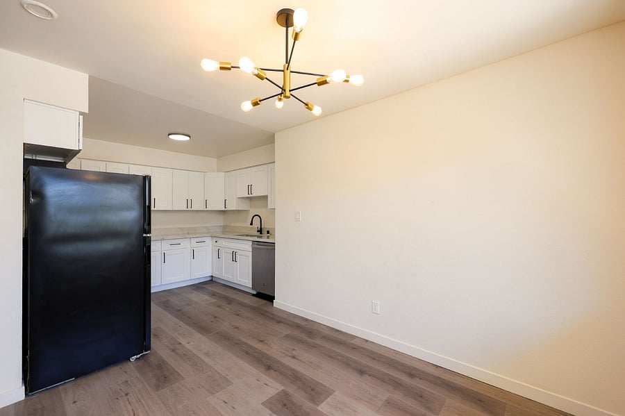 Furnished Finder property 1032526_1 photo 2