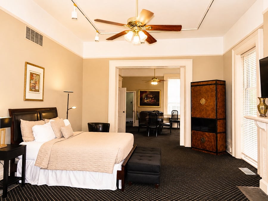 Furnished Finder property 1032618_1 photo 3