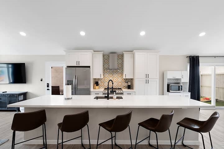 Furnished Finder property 1032619_1 photo 3