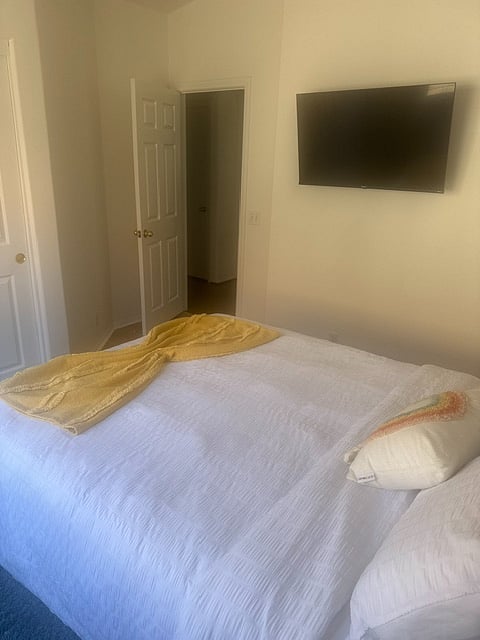Furnished Finder property 1032632_1 photo 17
