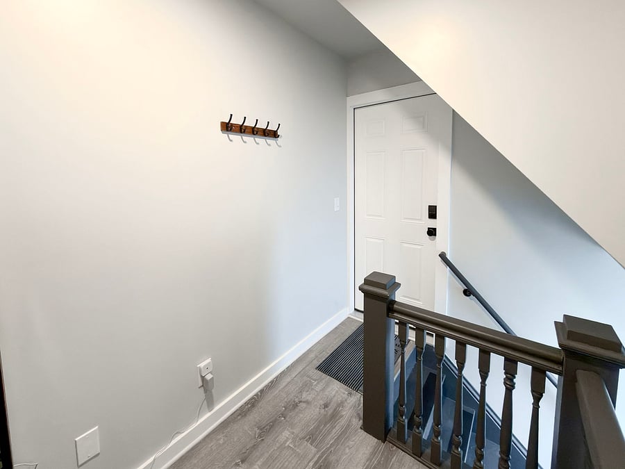 Upstairs private entry