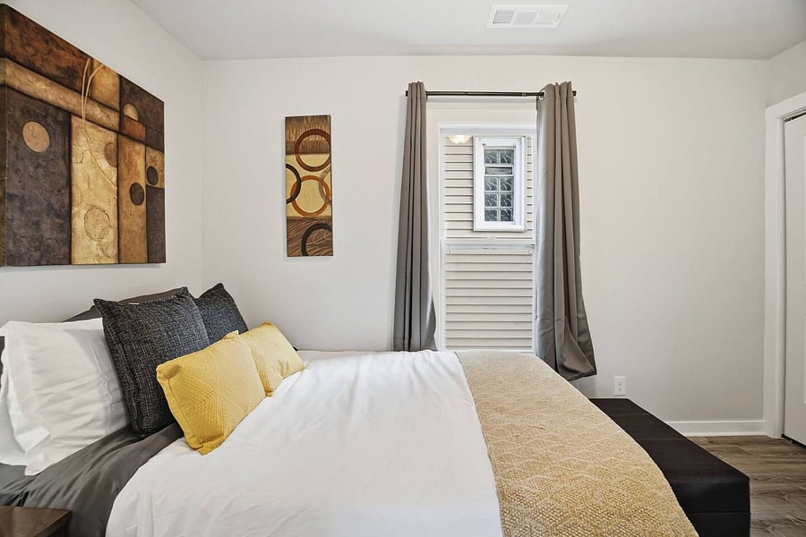 Large guest bedroom with desk!